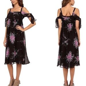 Flowy midi dress perfect for summer nights